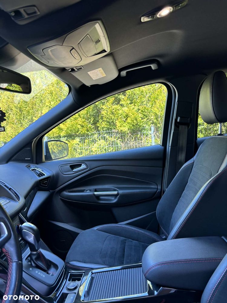 Ford Kuga 2.0 EcoBoost AWD ST-Line ASS - 28