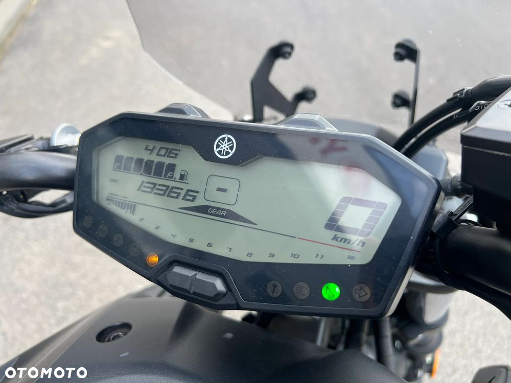 Yamaha MT - 17