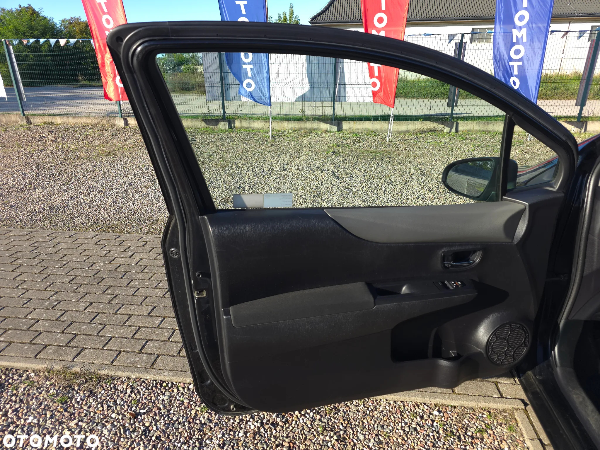 Toyota Yaris 1.0 Luna - 17