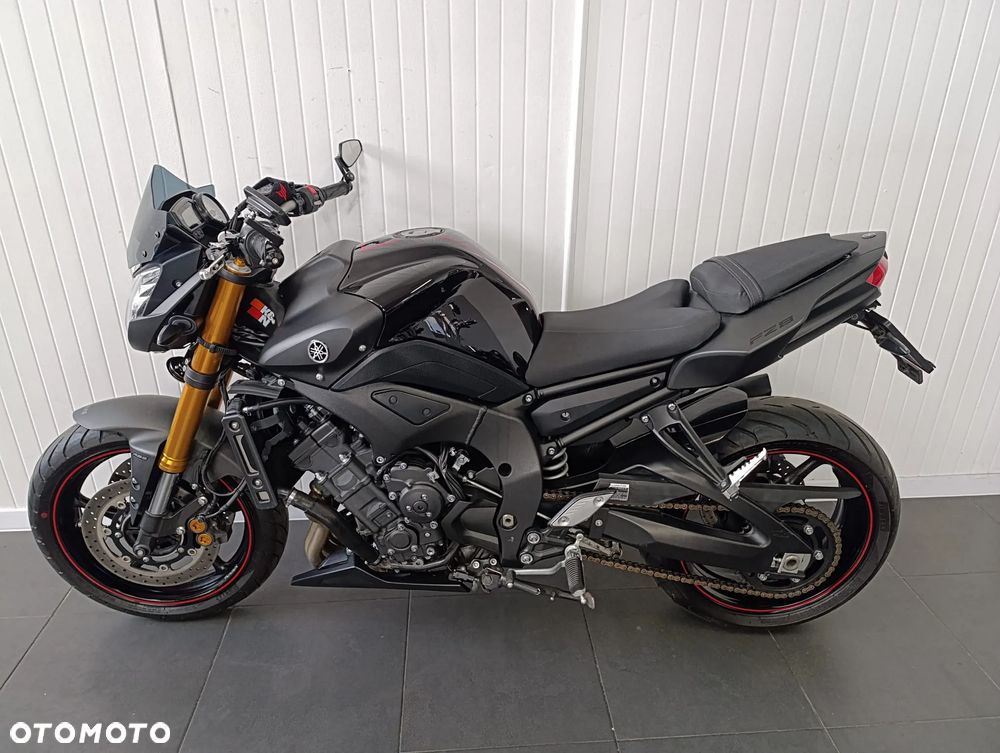 Yamaha FZ8 - 7