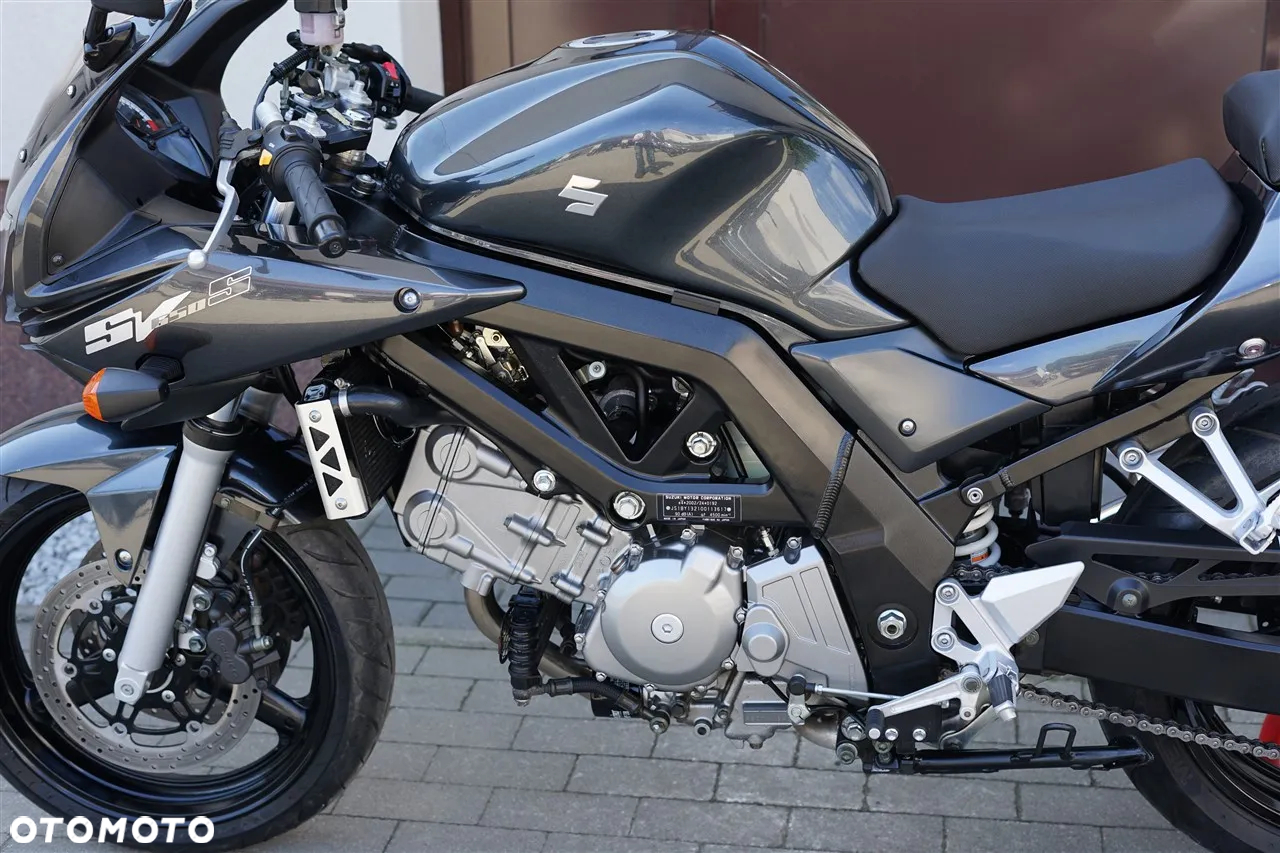 Suzuki SV - 26