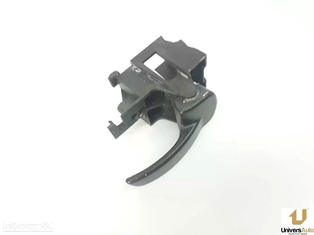 MANIPULO INTERIOR FRONTAL DIREITO NISSAN PATHFINDER III 2008 -806704X00A - 2