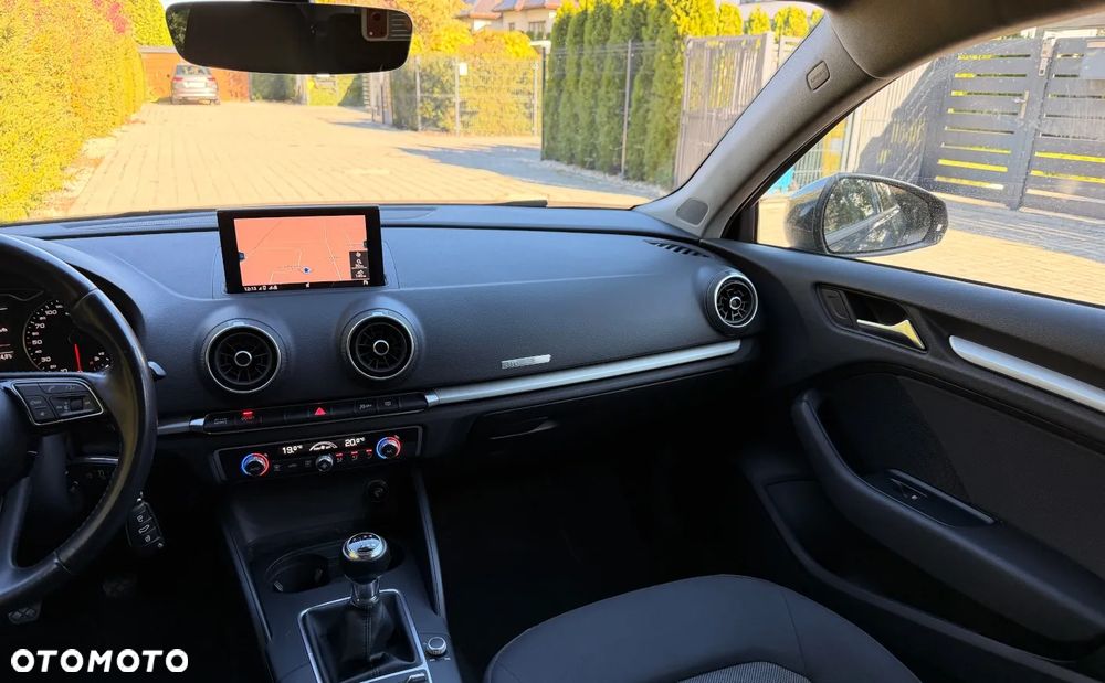 Audi A3 Sportback 1.6 TDI - 12