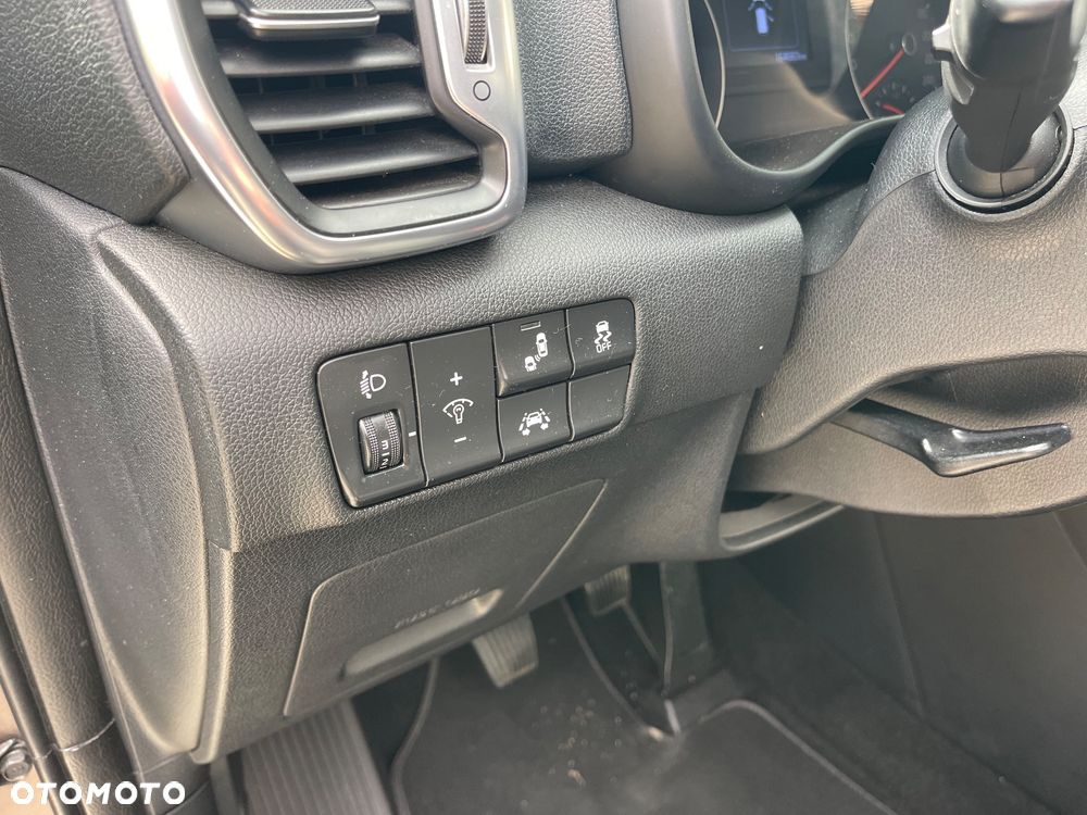 Kia Sportage 1.6 GDI 2WD SPIRIT - 19
