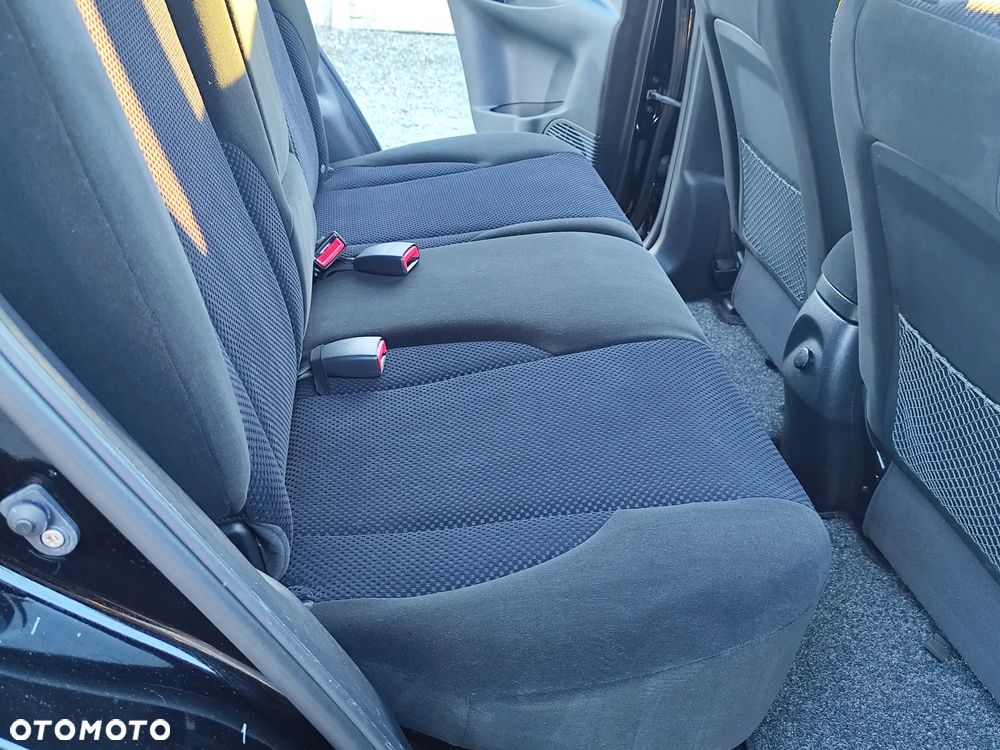 Hyundai Tucson 2.0 2WD GLS - 27