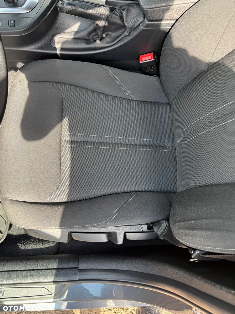 BMW Seria 3 320d xDrive Luxury Line - 17