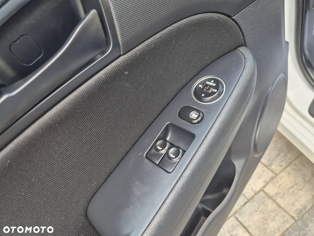 Hyundai i30 1.4 Comfort - 26