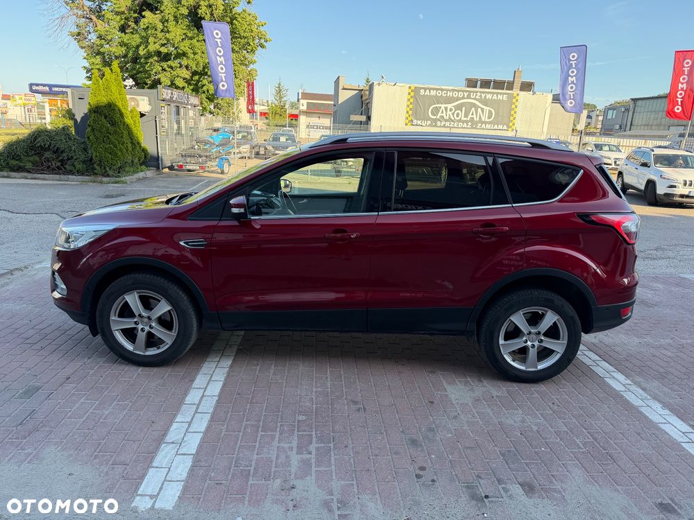 Ford Kuga 1.5 EcoBoost 2x4 Titanium - 16