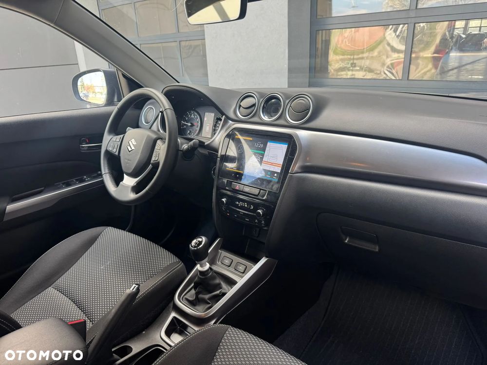 Suzuki Vitara 1.4 Boosterjet mHEV Premium Plus 2WD - 8