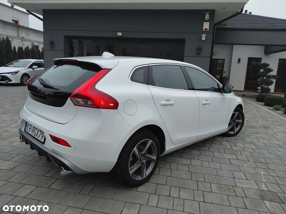 Volvo V40 D4 RDesign - 32