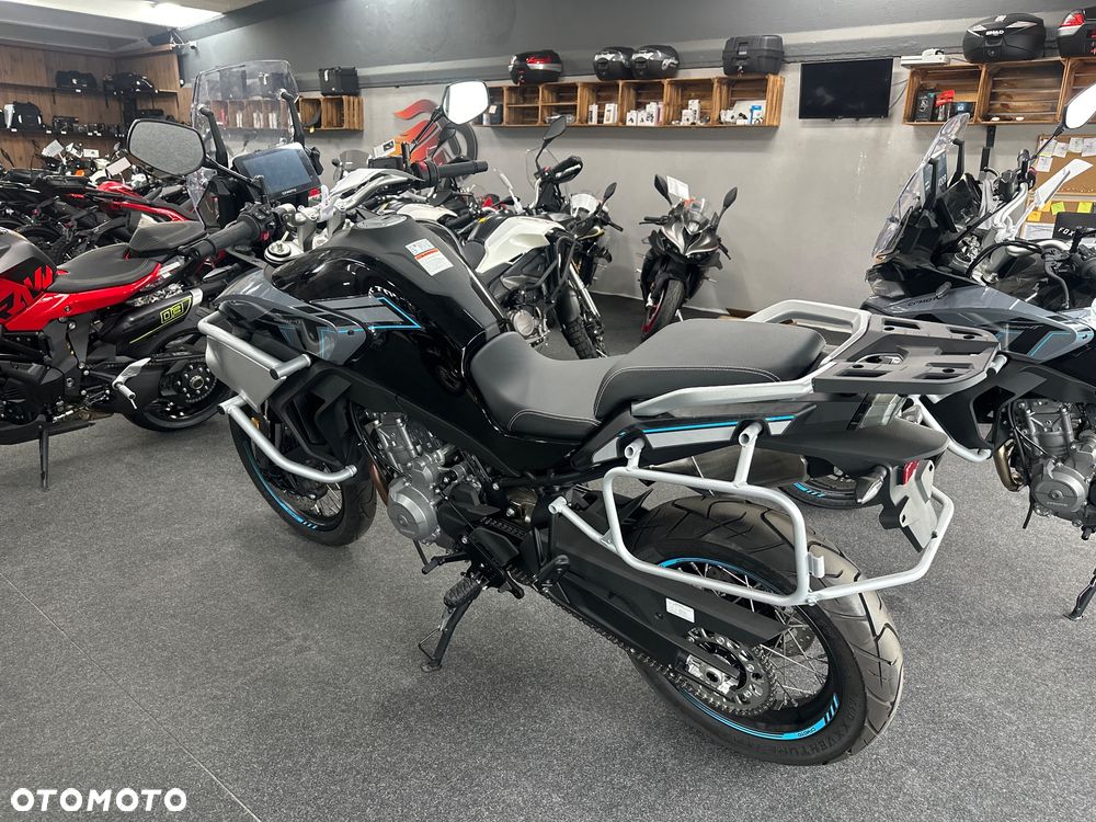 CFMoto 800MT Sport - 4