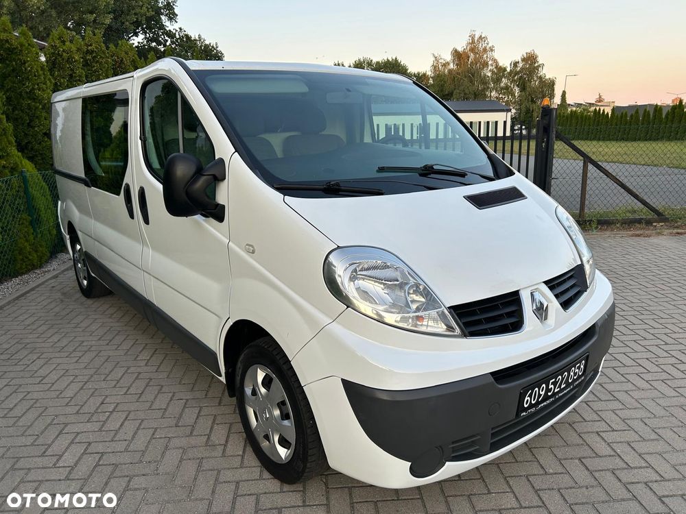 Renault Trafic - 19