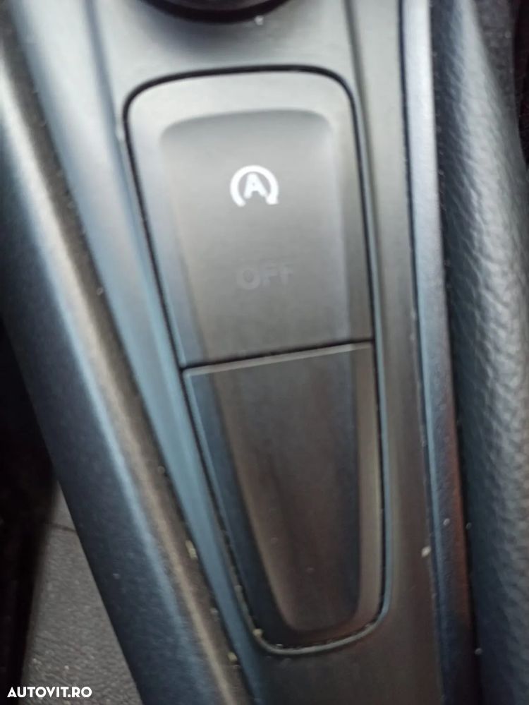 Ford Focus 1.0 EcoBoost Titanium - 17