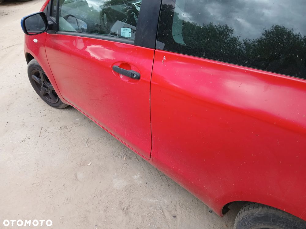 TOYOTA YARIS II 2 3P0 3D  maska pokrywa silnika klapa bagażnika zderzak lampa reflektor pas przedni - 6