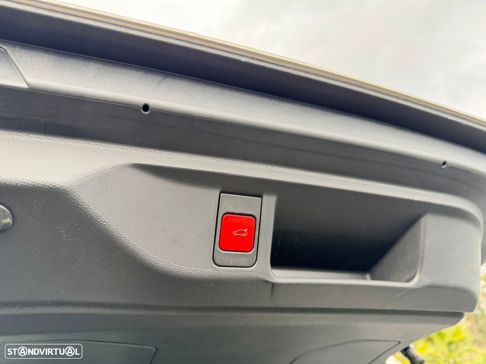 DS DS4 E-Tense Performance Line EAT8 - 39