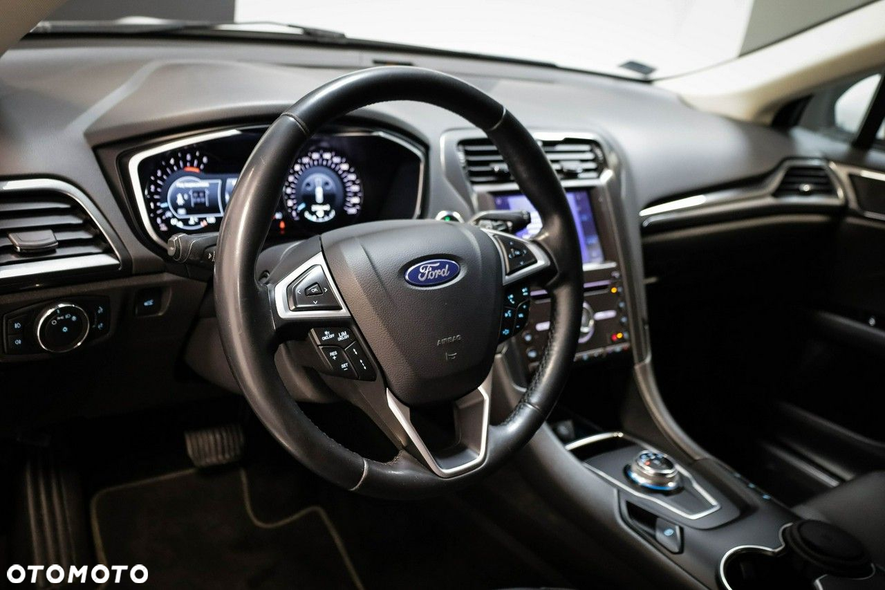 Ford Mondeo - 11