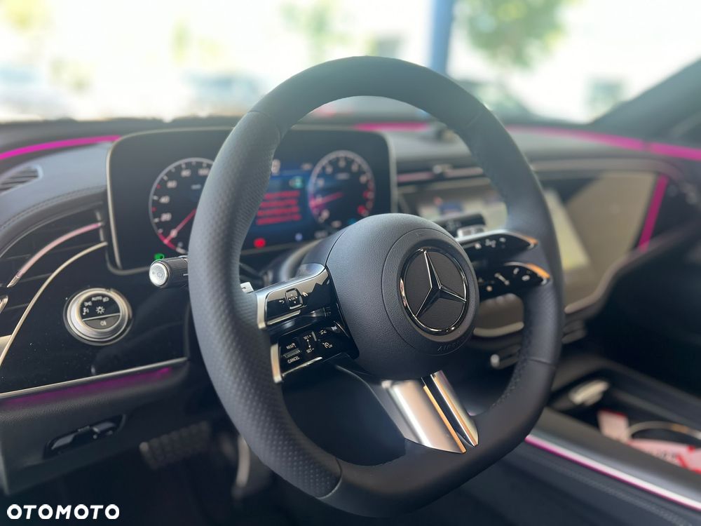 Mercedes-Benz Klasa E 200 mHEV 4-Matic Exclusive 9G-Tronic - 18