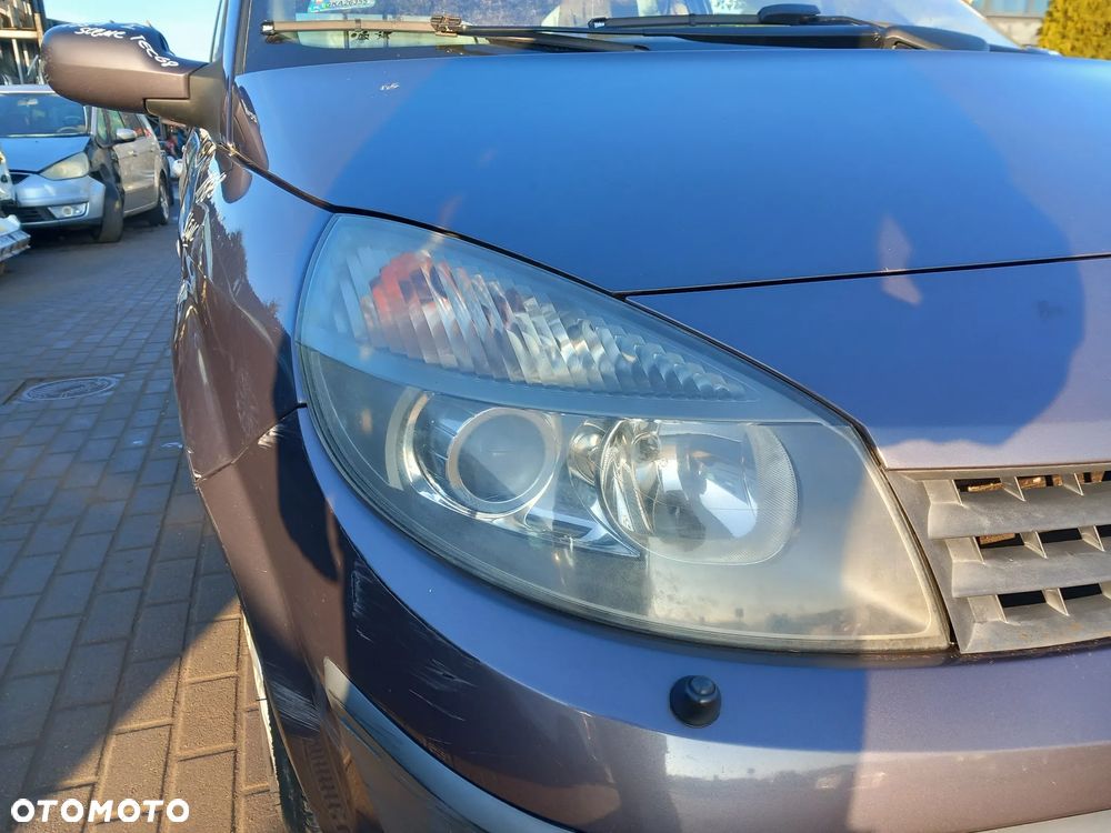 RENAULT SCENIC II LAMPA REFLEKTOR PRAWA PRZEDNIA PRAWY PRZÓD XENON - 1
