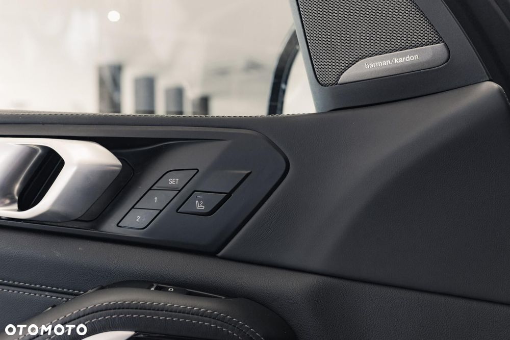 BMW X5 xDrive40i mHEV M Sport sport - 29