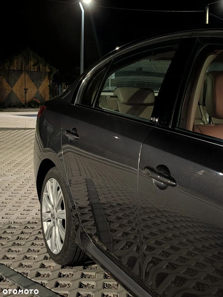 Renault Latitude - 9