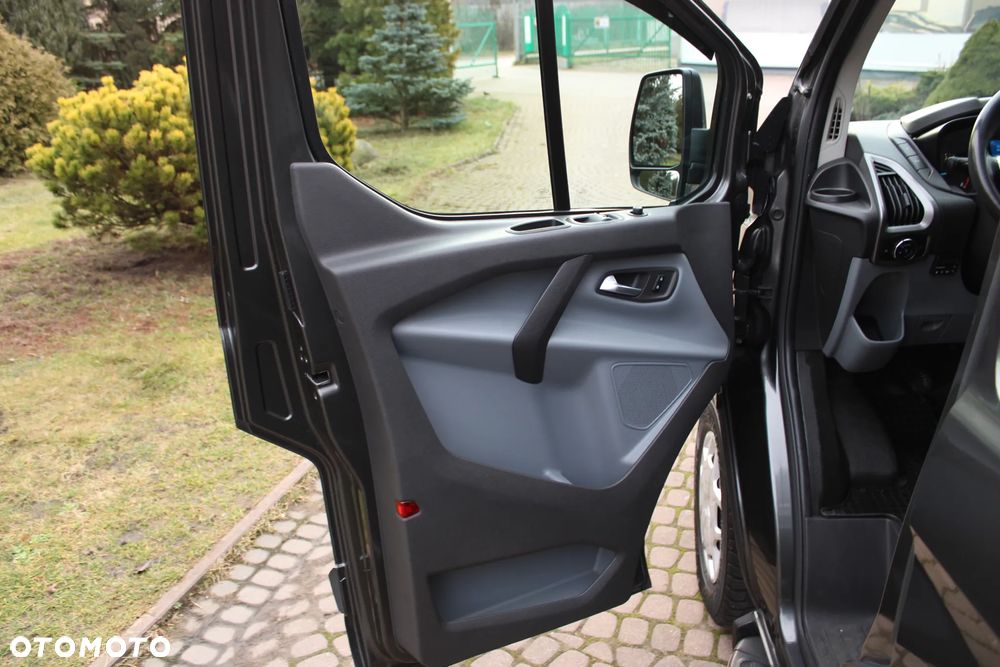 Ford Transit Custom 310 L2H1 Limited - 10
