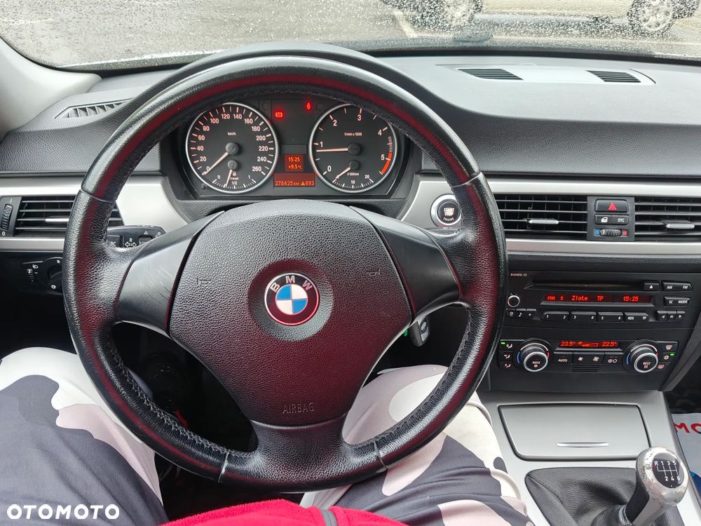 BMW Seria 3 318d - 31