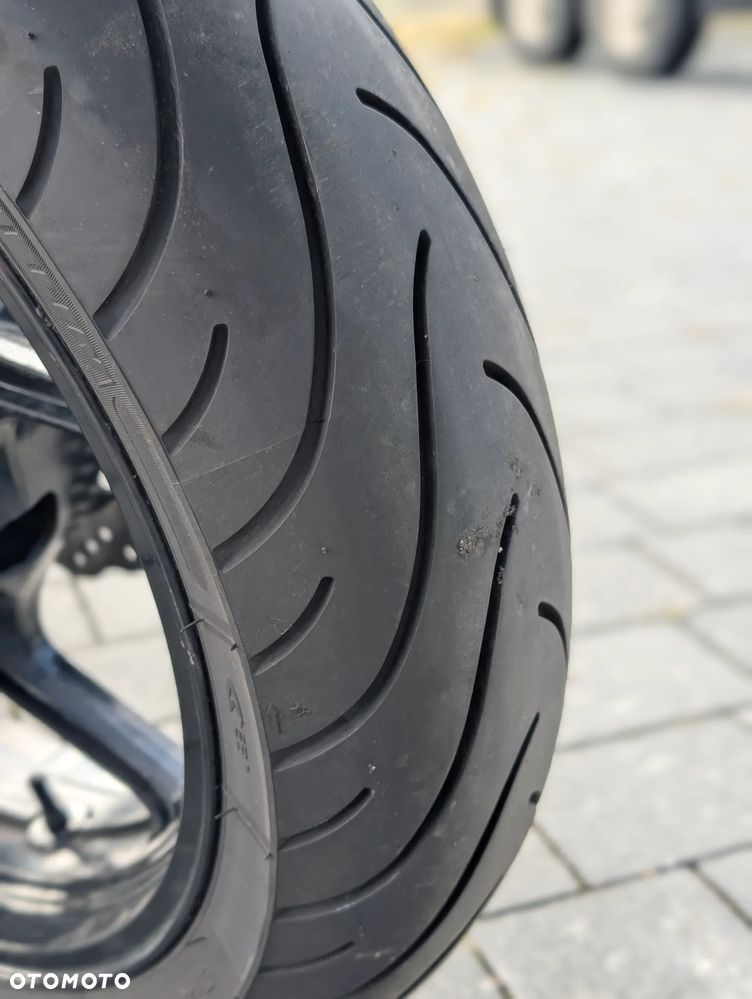 Kawasaki ER - 9