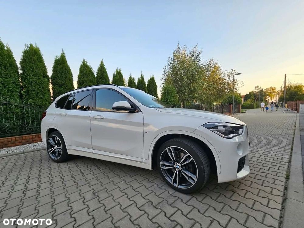 BMW X1 xDrive25d M Sport - 4