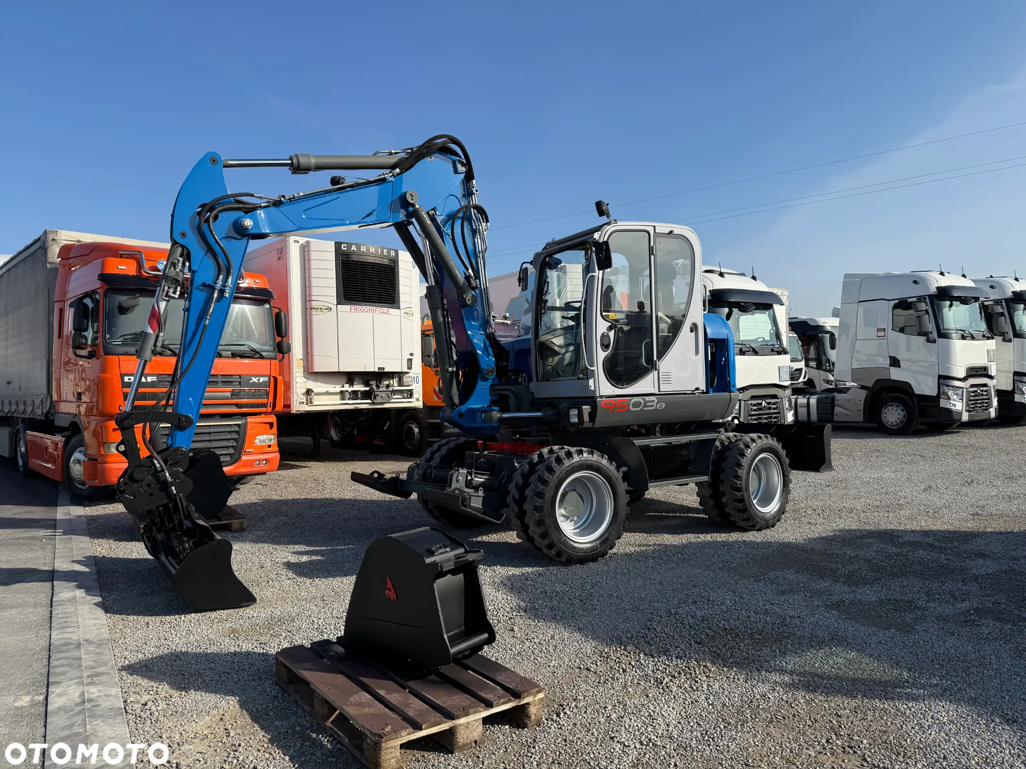 Wacker Neuson 9503-2 TRZY ŁYŻKI - 4