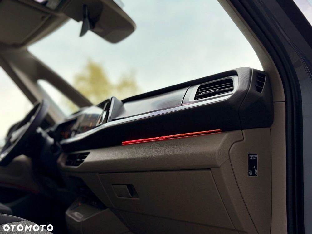 Volkswagen Multivan 2.0 TDI L2 Edition DSG - 12