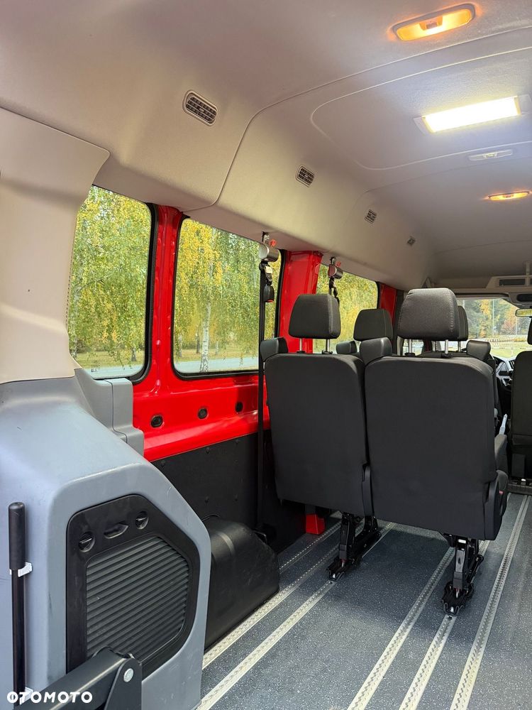 Ford Transit - 23