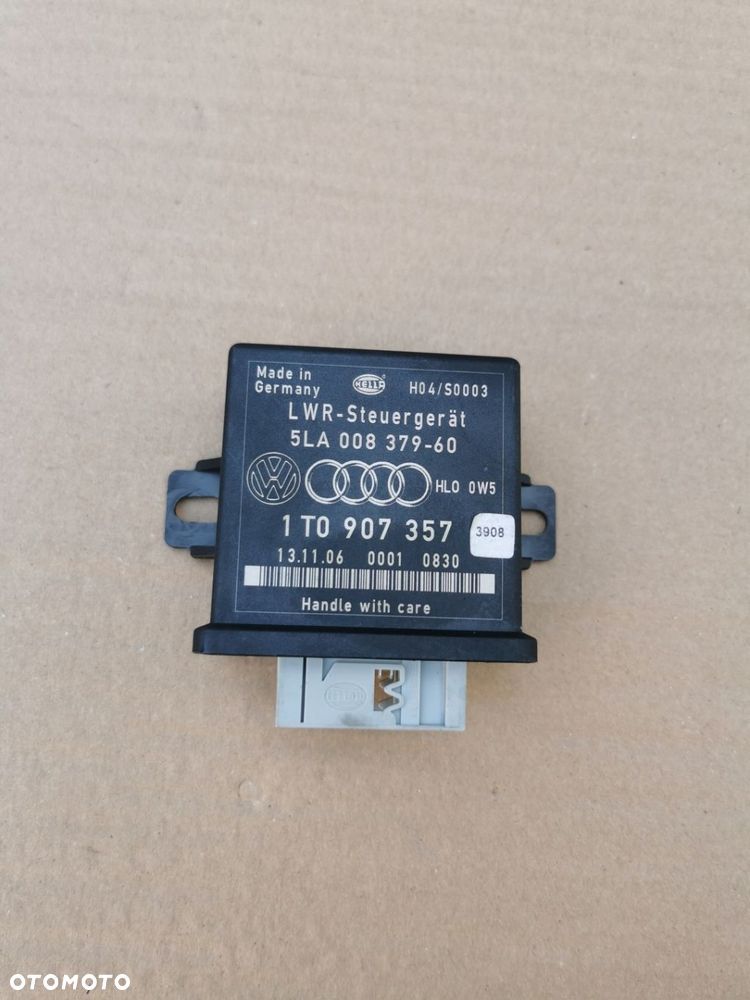 Moduł świateł VW Golf V Touran 1T0907357