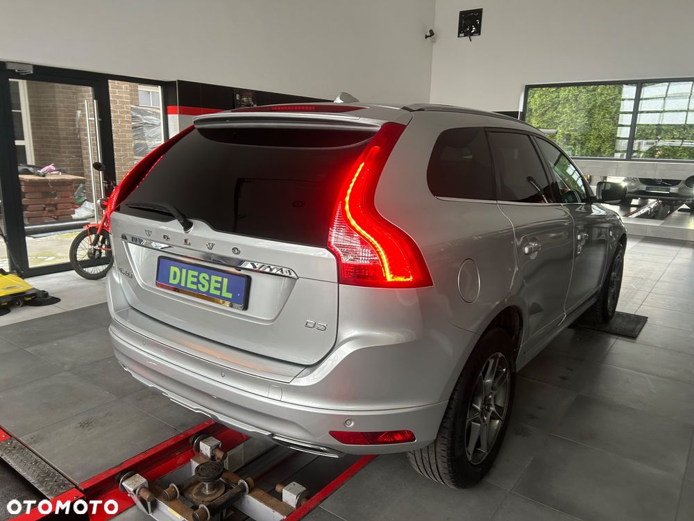 Volvo XC 60 D3 Geartronic Momentum - 7