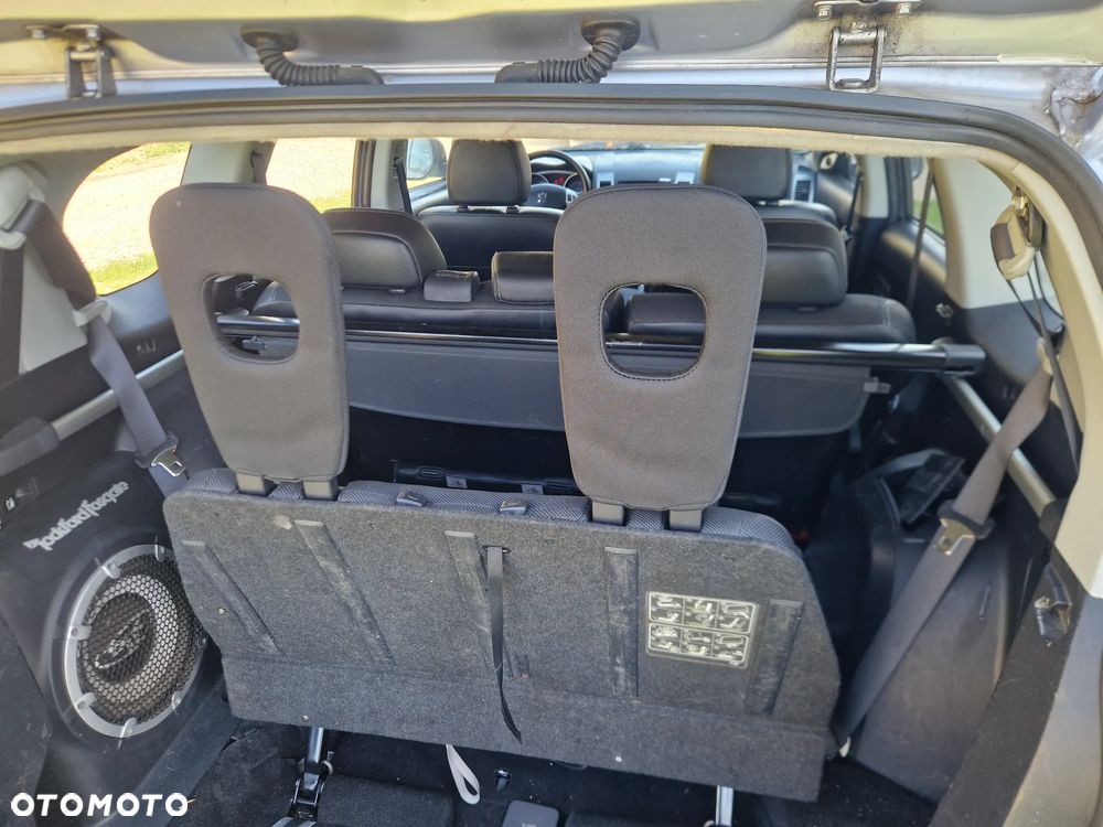 Peugeot 4007 7-Sitzer Sport - 8