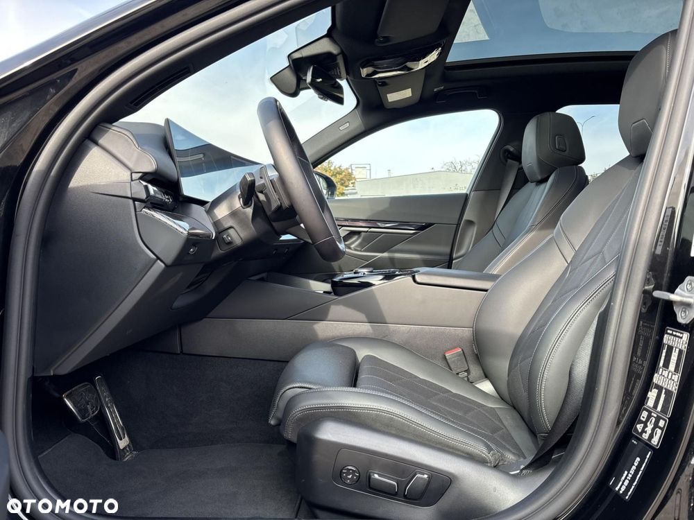 BMW Seria 5 2025