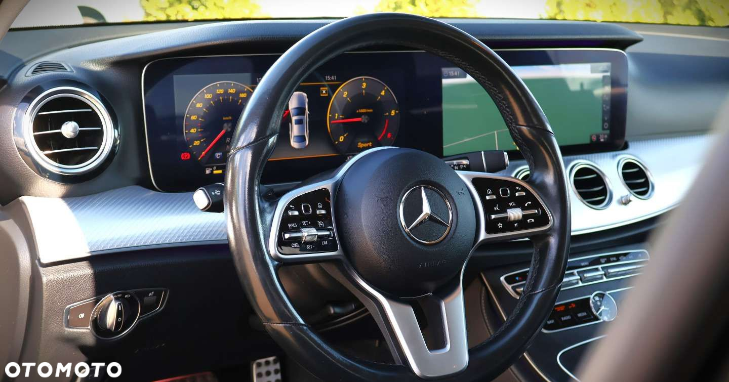 Mercedes-Benz Klasa E - 11