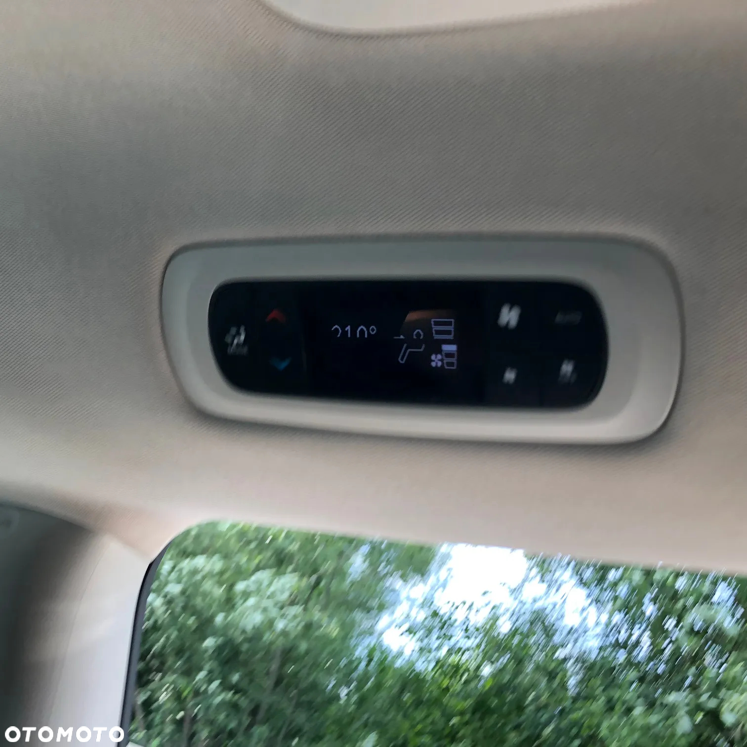 Chrysler Pacifica - 11
