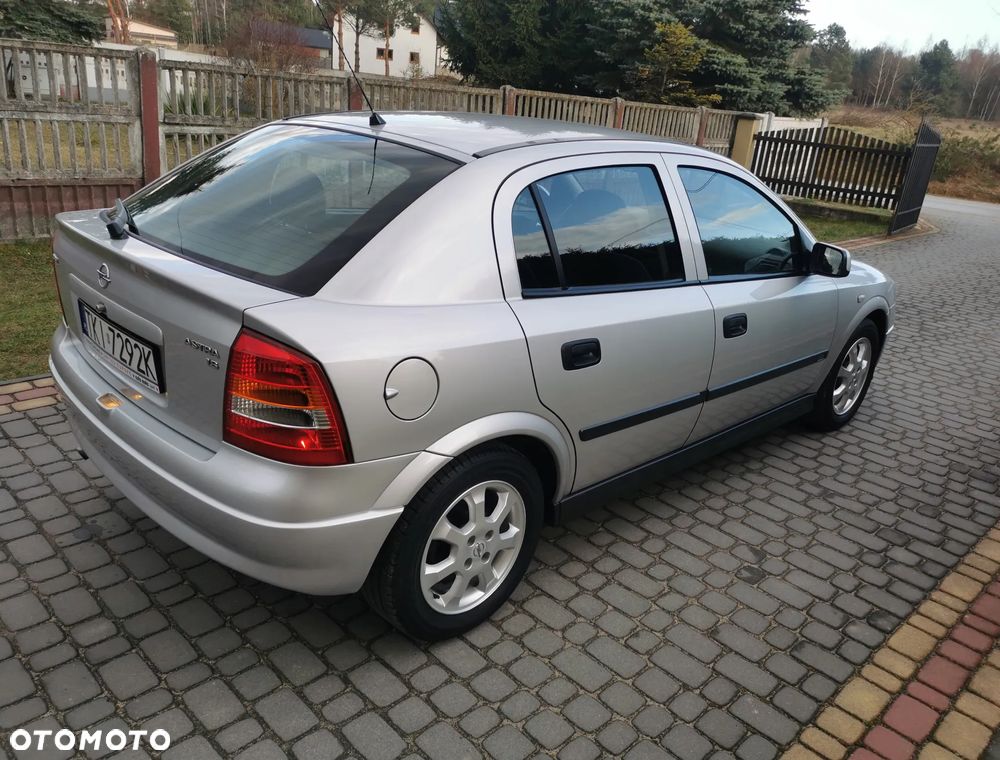 Opel Astra - 8