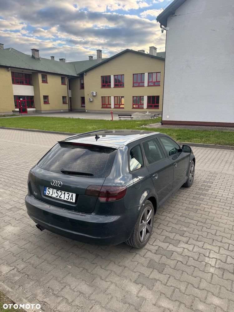 Audi A3 Sportback 2.0 TDI DPF Ambiente S tronic - 3