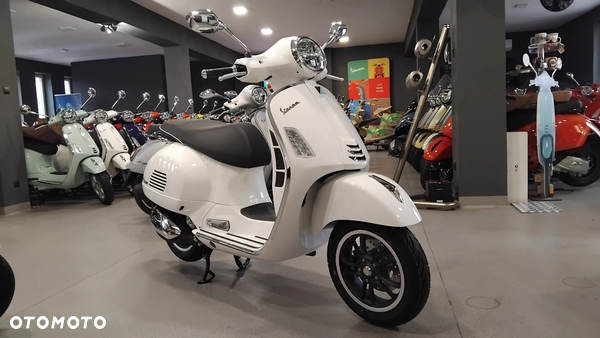 Vespa GTS