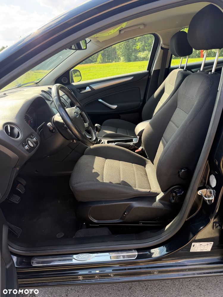 Ford Mondeo 2.0 TDCi Titanium X - 25