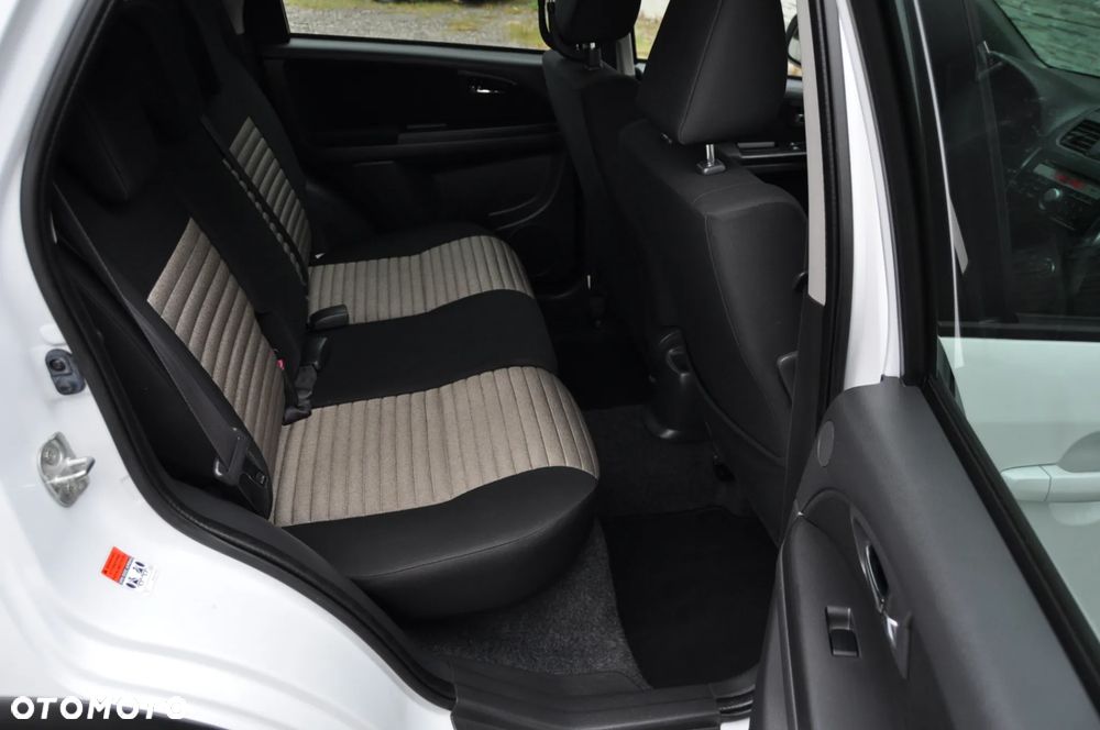 Fiat Sedici 1.6 16V 4x2 Emotion - 9