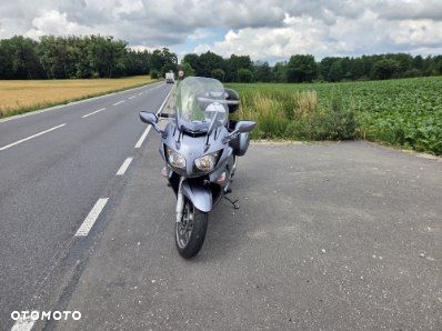 Yamaha FJR - 8