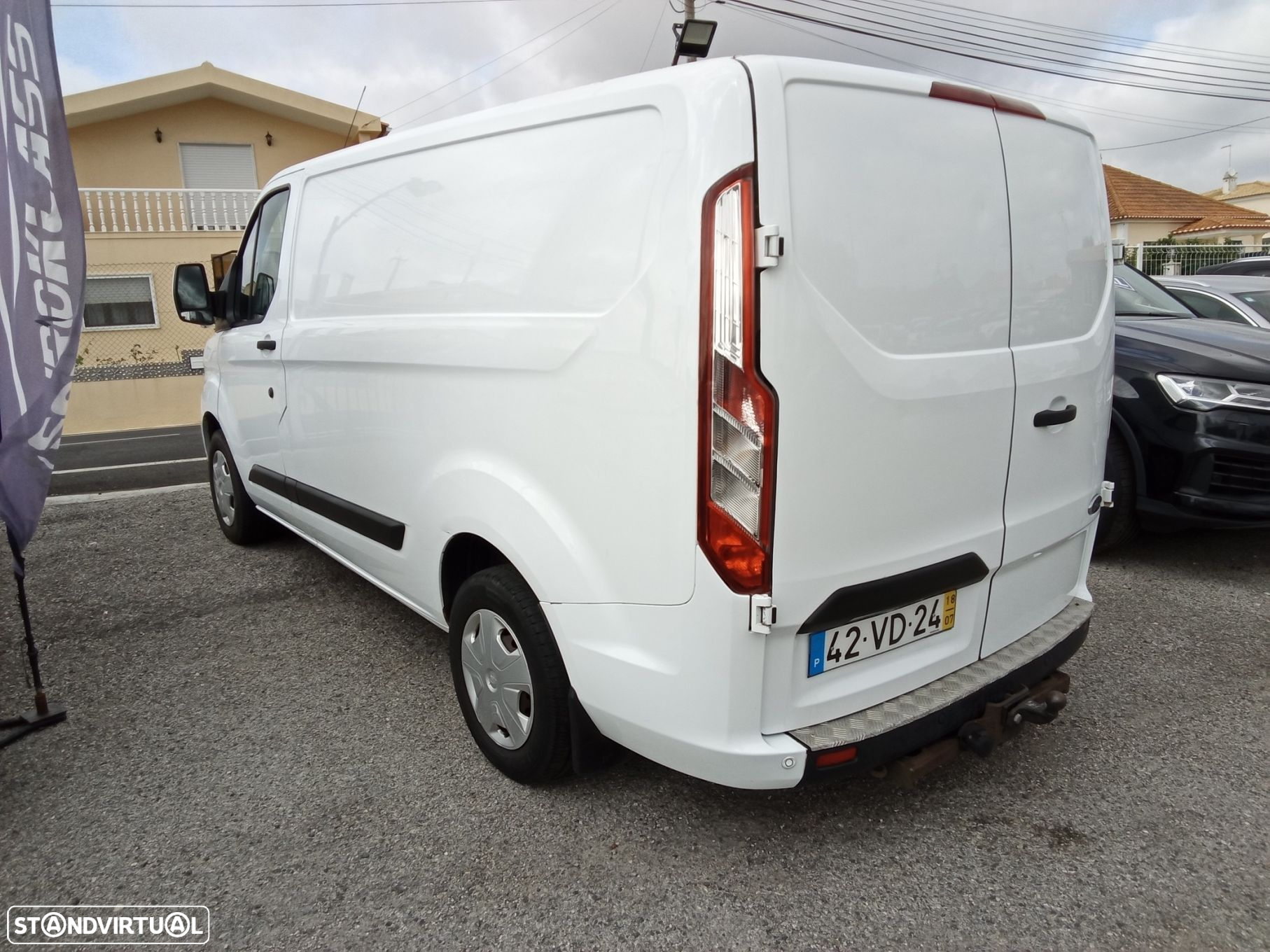 Ford Transit Custom 290L1 2.0 H1-T.B.Ambiente - 8