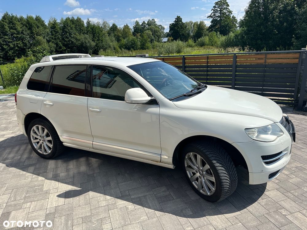 Volkswagen Touareg - 2