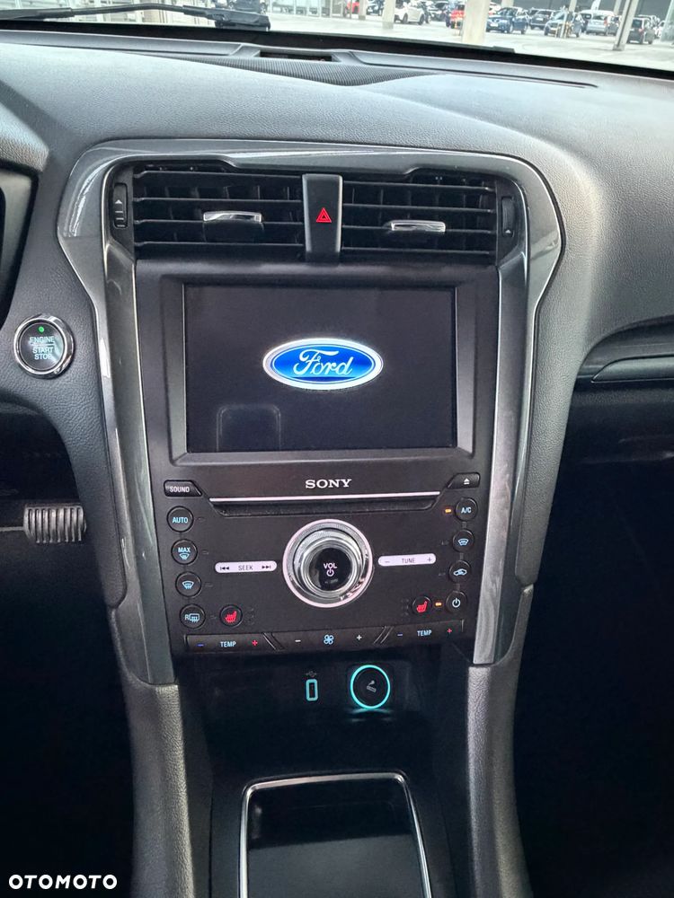 Ford Mondeo 2.0 EcoBlue Titanium - 23