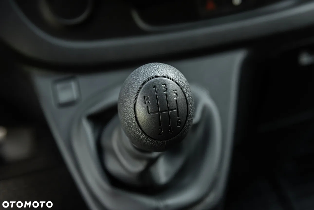 Renault TRAFIC - 17