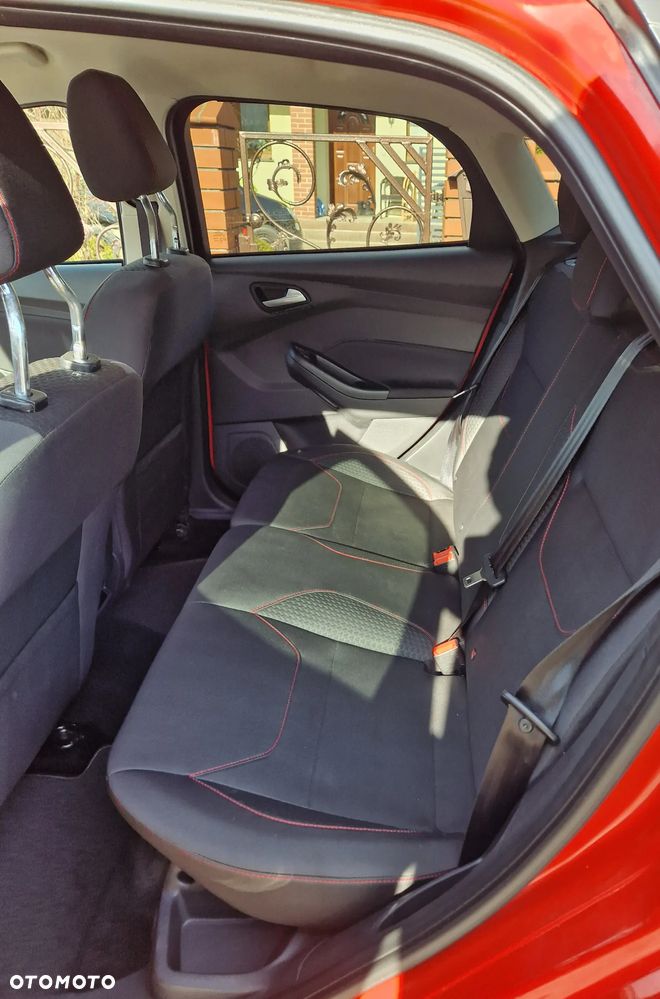 Ford Focus 1.5 EcoBoost STart-Stopp-System ST-LINE - 11