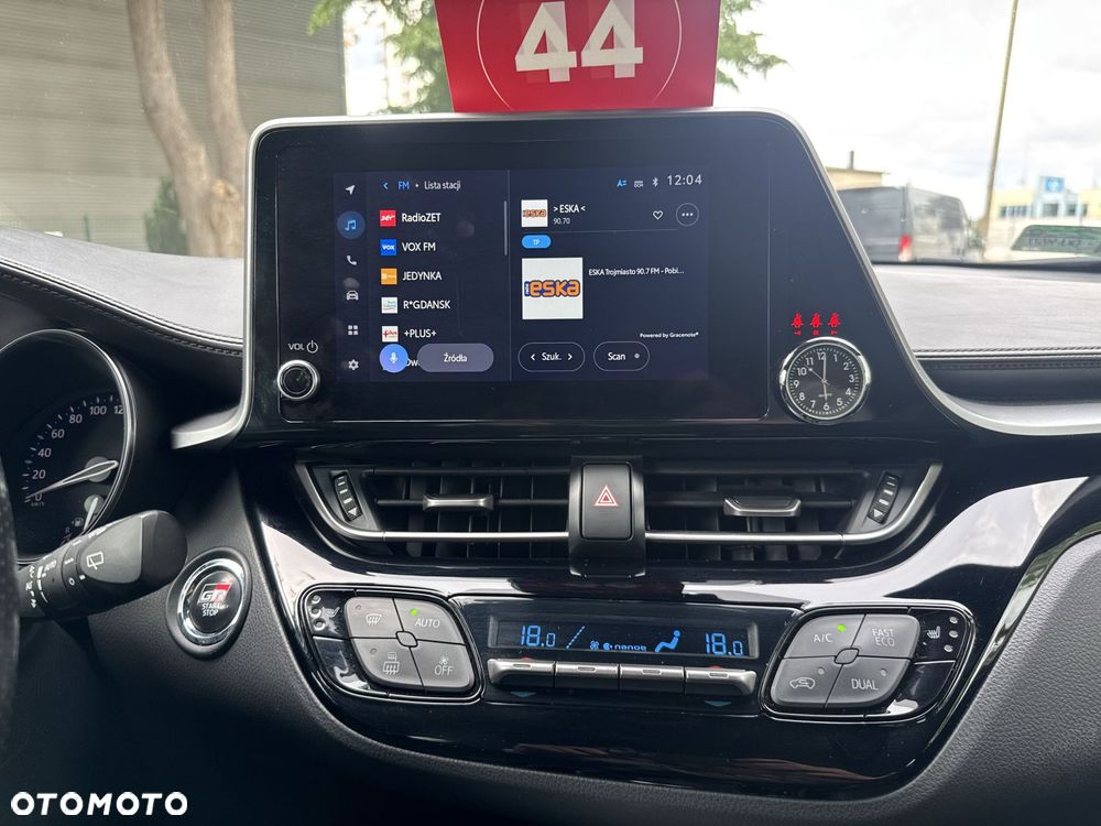 Toyota C-HR 1.8 Hybrid GPF GR Sport - 24