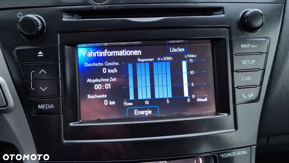 Toyota Prius+ (Hybrid) - 23